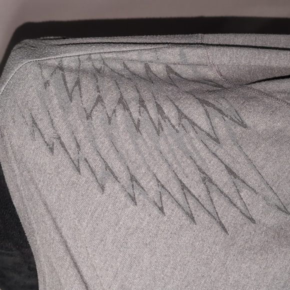 3X Rock & Republic bling wing design soft l/s gray sweatshirt-EUC - Picture 5 of 12